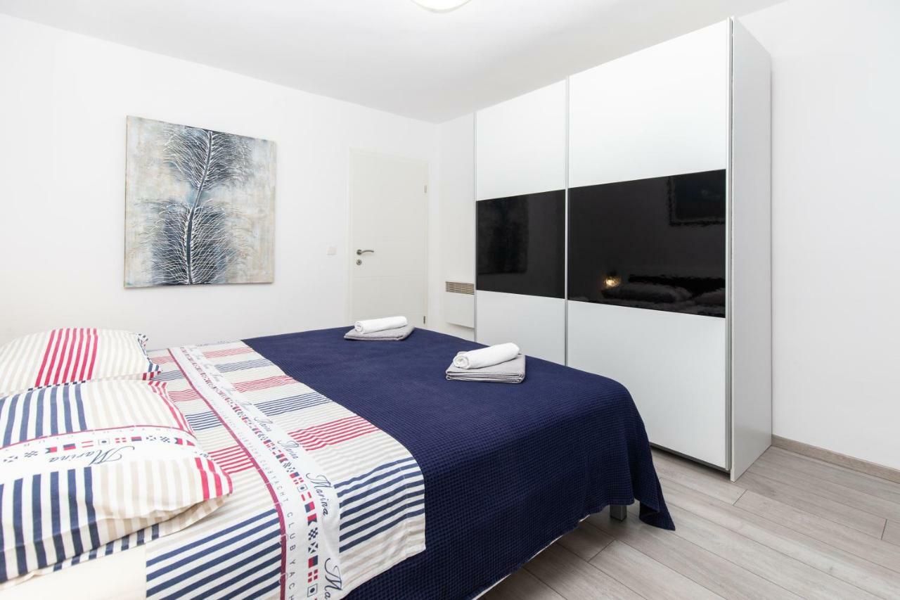 Apartman Topic Διαμέρισμα Kaštela Εξωτερικό φωτογραφία