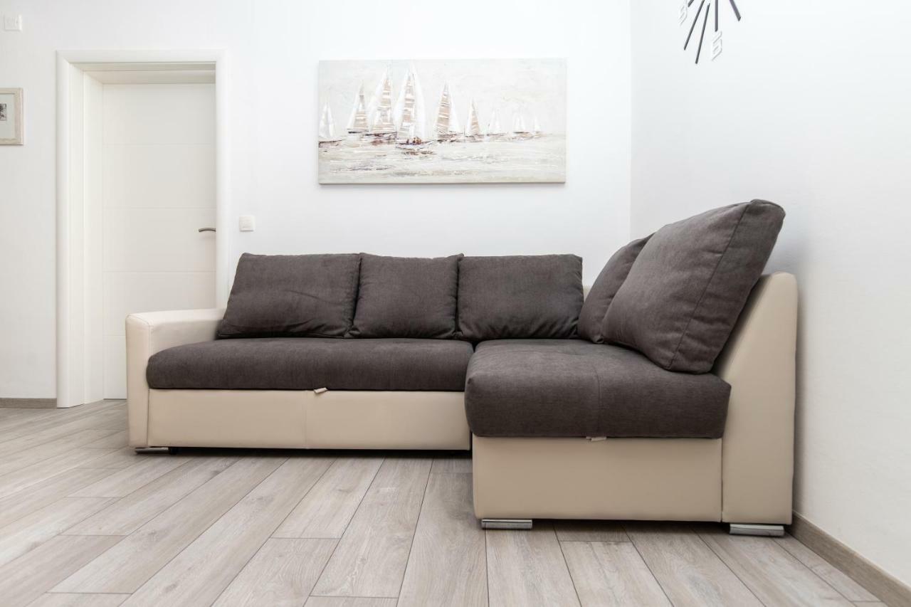 Apartman Topic Διαμέρισμα Kaštela Εξωτερικό φωτογραφία