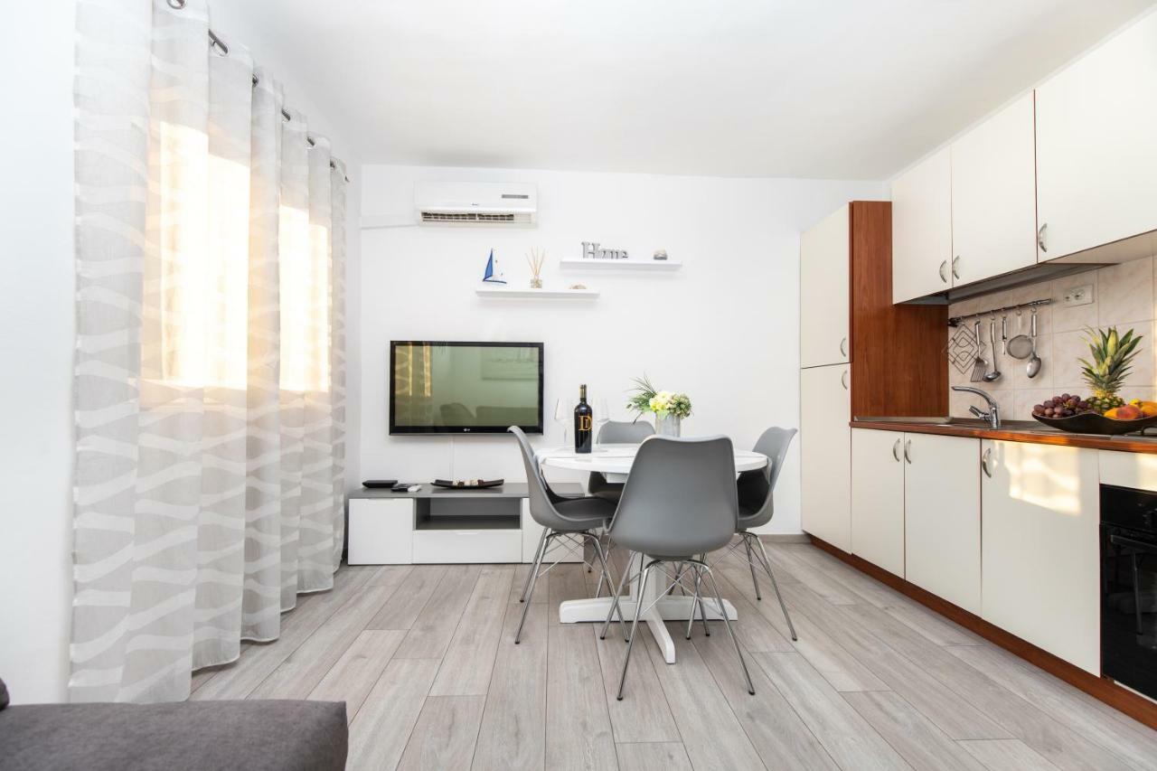 Apartman Topic Διαμέρισμα Kaštela Εξωτερικό φωτογραφία